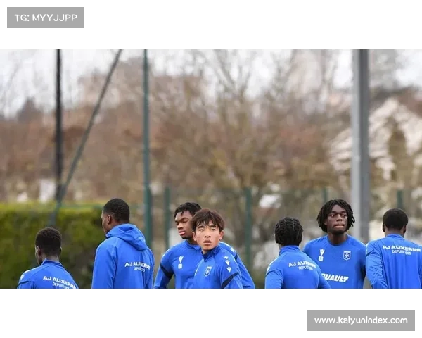 中国球员魏祥鑫加盟欧塞尔，参与预备队训练备战法甲